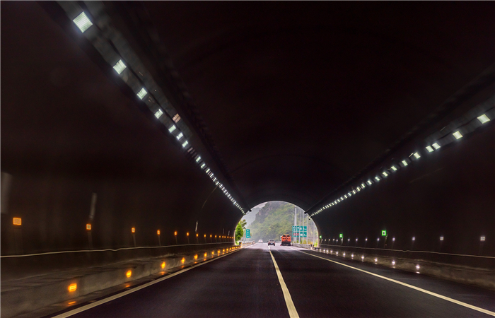 腿腿教学网-公路隧道运维要用BIM吗？BIM在公路隧道运维中有何优势？