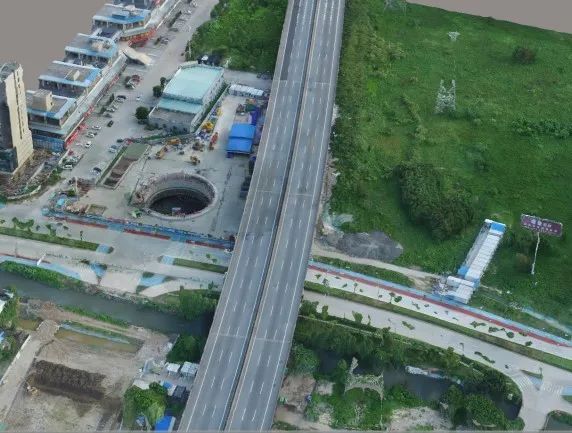 fb0032a9c6bc57bb1ca030ee372881bd.jpg 腿腿教学网-BIM案例分享:基于BIM+GIS的智慧工地全流程应用