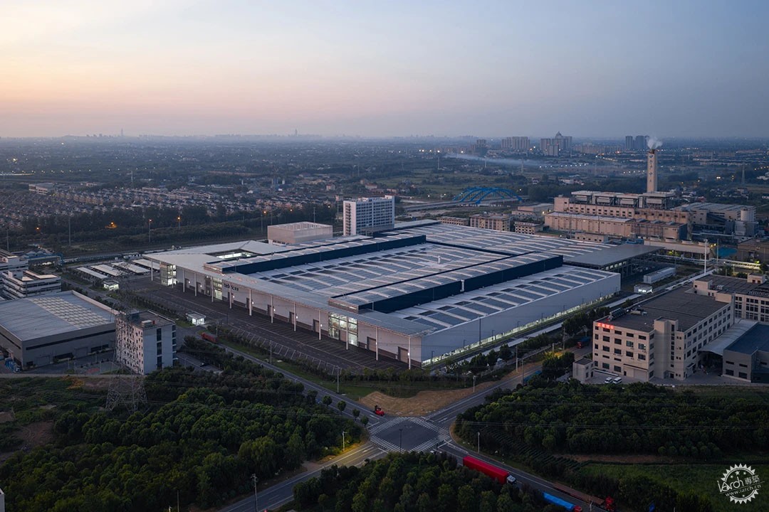 泰瑞GIGA工厂｜工业建筑的再定义：超越生产的空间第6张图片