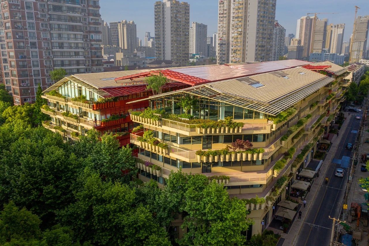 不要太卷，建筑立面还能这么玩！第45张图片
