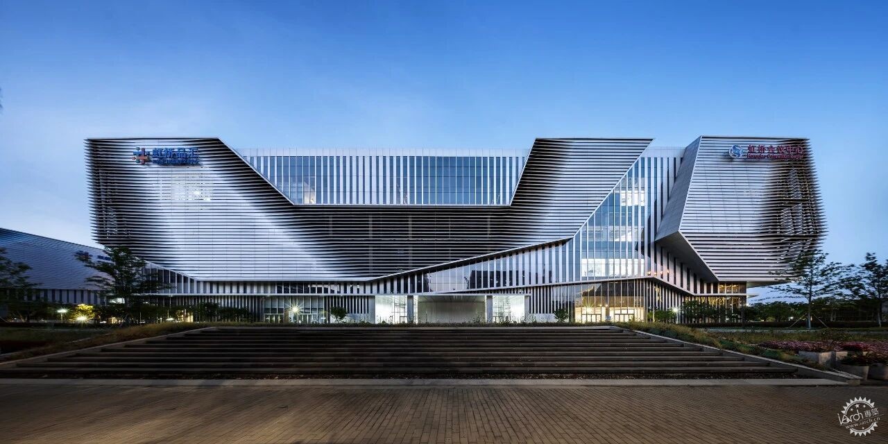展销共存、多场景融合的上海虹桥进口商品展示交易中心第1张图片