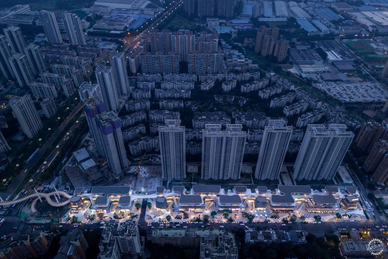 成都超线公园，2.4公里空中绿脉重写公共空间定义第4张图片