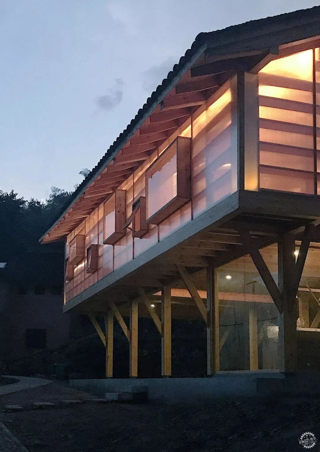 从在地文化到“超级符号"：乡村文旅的微型建筑为何成为流量密码？第15张图片
