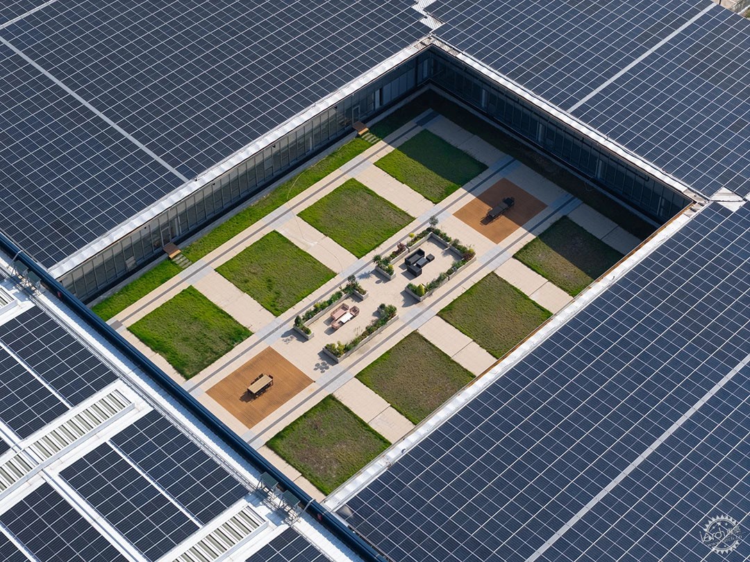泰瑞GIGA工厂｜工业建筑的再定义：超越生产的空间第26张图片