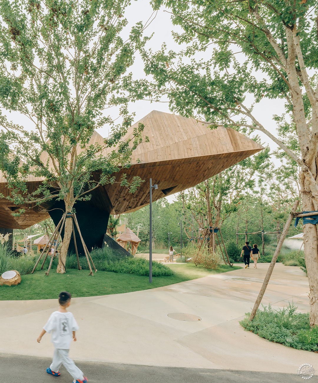 跳舞的小山——武汉麓客岛餐厅第21张图片