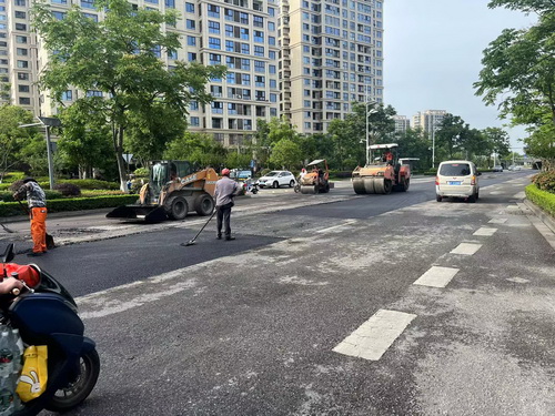 上海塘路整治_调整大小.jpg 上海塘路整治_调整大小.jpg