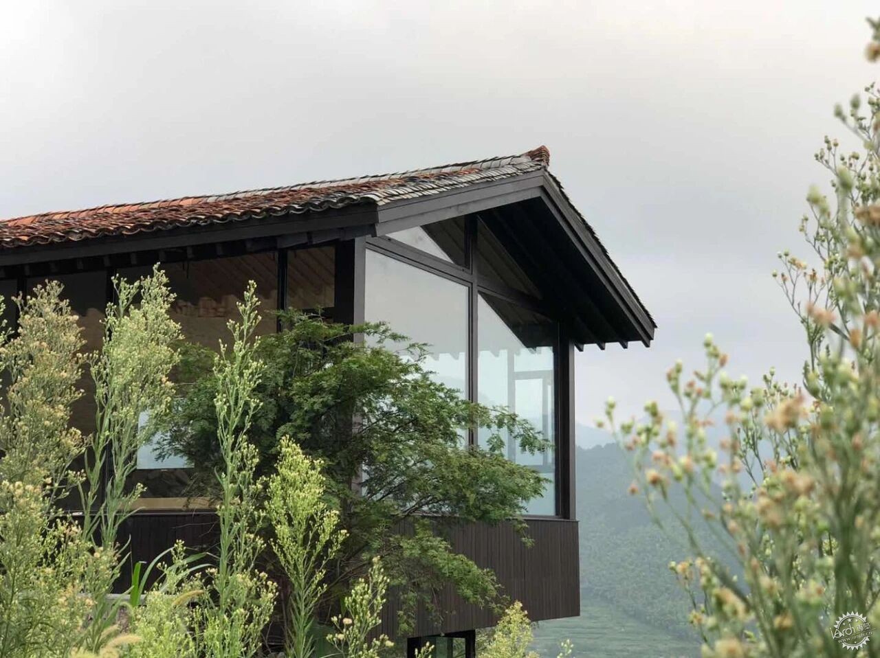 从在地文化到“超级符号"：乡村文旅的微型建筑为何成为流量密码？第36张图片