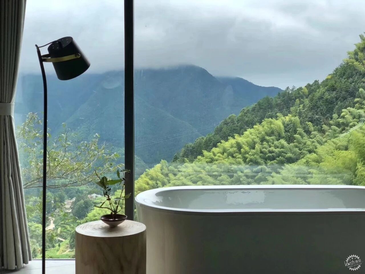 从在地文化到“超级符号"：乡村文旅的微型建筑为何成为流量密码？第33张图片