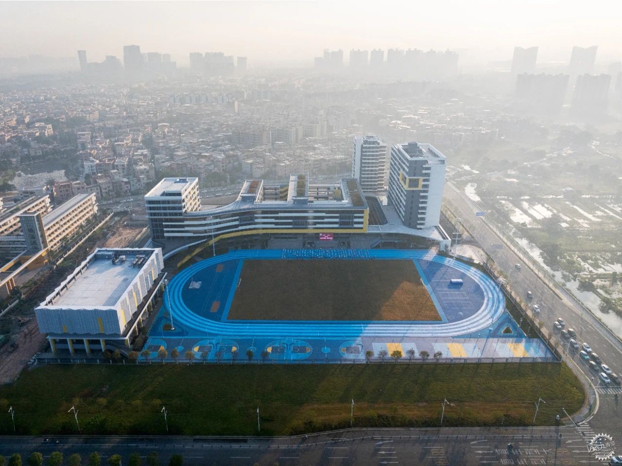 绿色生态校园：华东师范大学附属顺德美的学校（二期）第5张图片